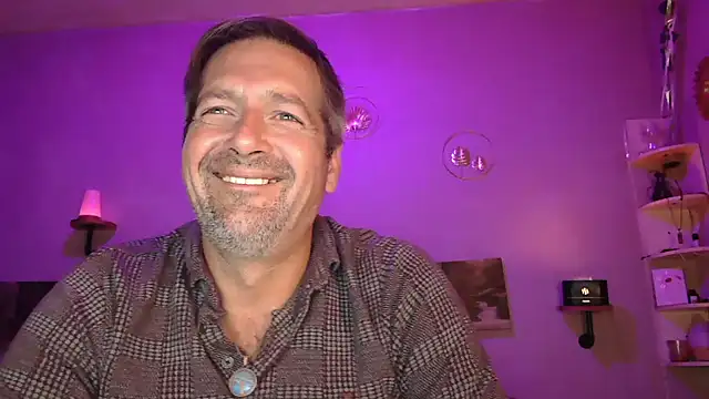 Snapshot of matrikes1 chatting on September 12, 2025, 5:46 pm matrikes1 online show from September 12, 2025, 5:46 pm