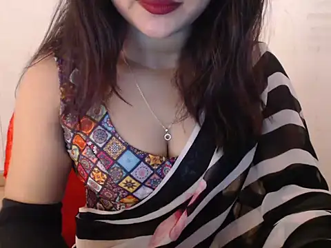 Snapshot of Open_Heart_Lennon chatting on March 21, 2025, 4:39 am Open Heart Lennon online show from March 21, 2025, 4:39 am