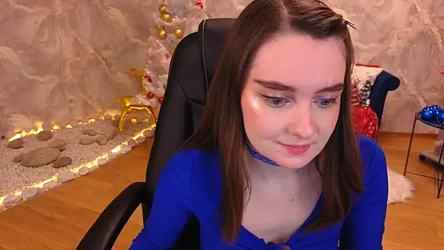 Snapshot of CloudGrace chatting on December 23, 2025, 3:15 am CloudGrace online show from December 23, 2025, 3:15 am