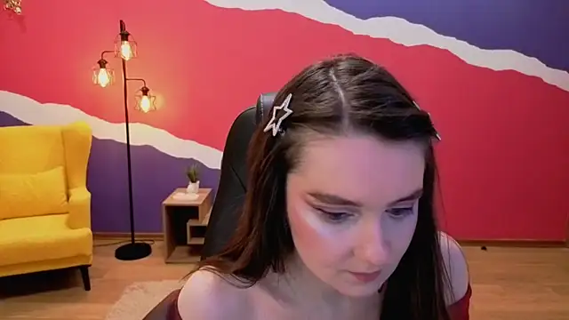 Snapshot of CloudGrace chatting on January 18, 2026, 6:12 pm CloudGrace online show from January 18, 2026, 6:12 pm