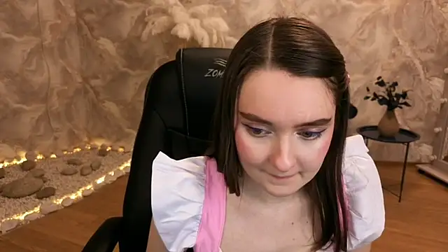 Snapshot of CloudGrace chatting on January 31, 2026, 7:11 pm CloudGrace online show from January 31, 2026, 7:11 pm