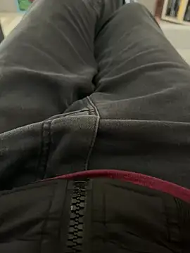  Inchiodo  online show from December 13, 2024, 1:44 pm