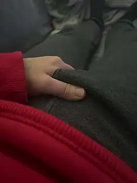  Inchiodo  online show from December 27, 2024, 6:10 pm