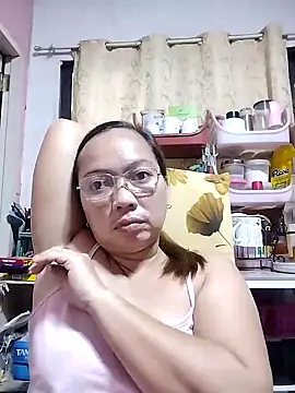 Snapshot of asianwet4u chatting on February 12, 2025, 6:29 am asianwet4u online show from February 12, 2025, 6:29 am