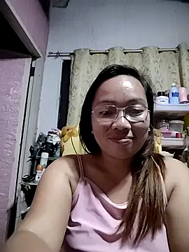 Snapshot of asianwet4u chatting on February 25, 2025, 3:49 pm asianwet4u online show from February 25, 2025, 3:49 pm
