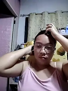Snapshot of asianwet4u chatting on February 25, 2025, 9:35 pm asianwet4u online show from February 25, 2025, 9:35 pm
