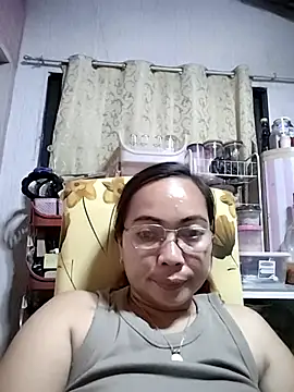 Snapshot of asianwet4u chatting on March 13, 2025, 2:01 pm asianwet4u online show from March 13, 2025, 2:01 pm