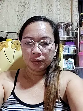 Snapshot of asianwet4u chatting on March 18, 2025, 10:04 pm asianwet4u online show from March 18, 2025, 10:04 pm