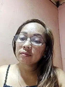 Snapshot of asianwet4u chatting on September 21, 2025, 5:31 am asianwet4u online show from September 21, 2025, 5:31 am