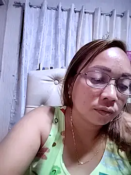 Snapshot of asianwet4u chatting on September 23, 2025, 4:10 pm asianwet4u online show from September 23, 2025, 4:10 pm