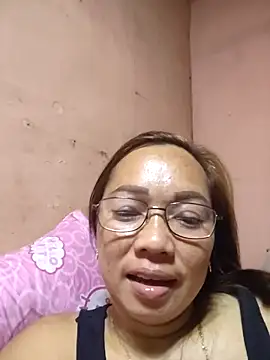 Snapshot of asianwet4u chatting on October 4, 2025, 12:19 am asianwet4u online show from October 4, 2025, 12:19 am