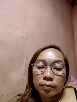 Snapshot of asianwet4u chatting on October 12, 2025, 1:04 am asianwet4u online show from October 12, 2025, 1:04 am