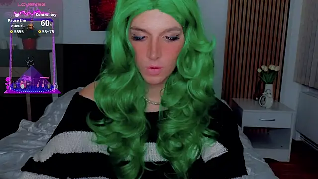 HelenSpellman online show from July 7, 2026, 10:03 pm