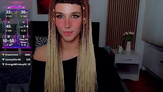 HelenSpellman online show from July 14, 2026, 2:05 am