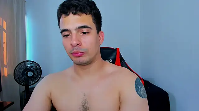 tanner hard  online show from January 18, 2025, 7:48 pm