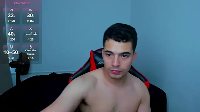 tanner hard  online show from March 12, 2025, 10:07 pm