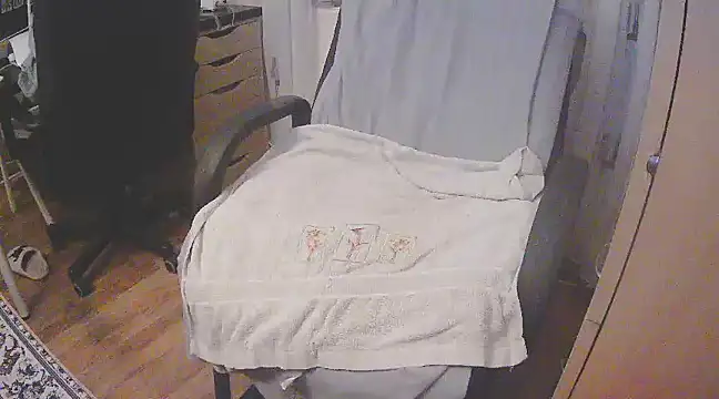 szadamo online show from December 13, 2024, 5:10 pm