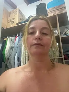 moniquerainx online show from January 8, 2026, 11:18 pm