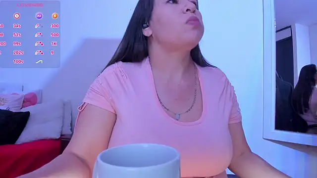 Snapshot of esmeralda_milf chatting on January 15, 2025, 7:23 pm esmeralda milf online show from January 15, 2025, 7:23 pm