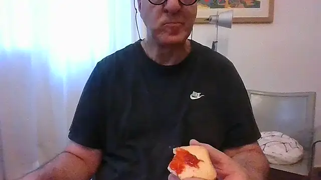 Snapshot of ANONIMO7735 chatting on June 24, 2026, 4:44 am ANONIMO7735 online show from June 24, 2026, 4:44 am