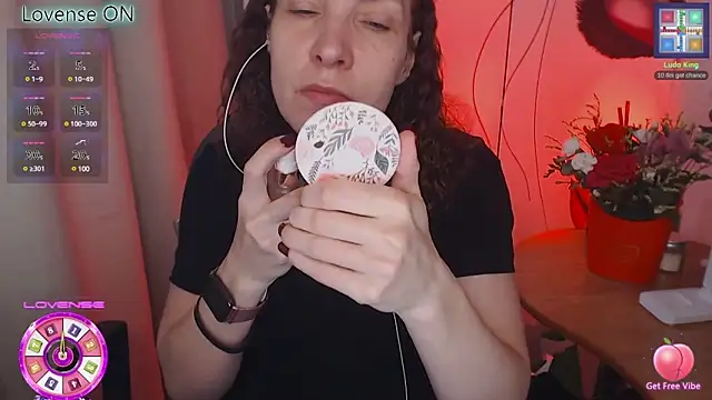 JohansonKatie online show from February 18, 2025, 10:05 am