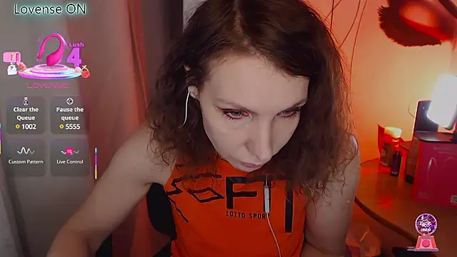 JohansonKatie online show from March 14, 2025, 8:32 am