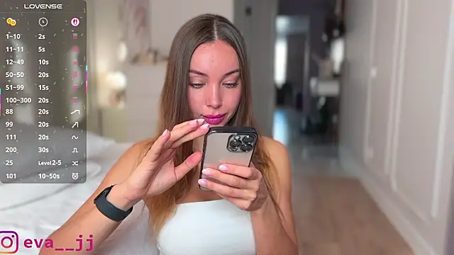 Eva JJ online show from November 6, 2025, 3:40 am