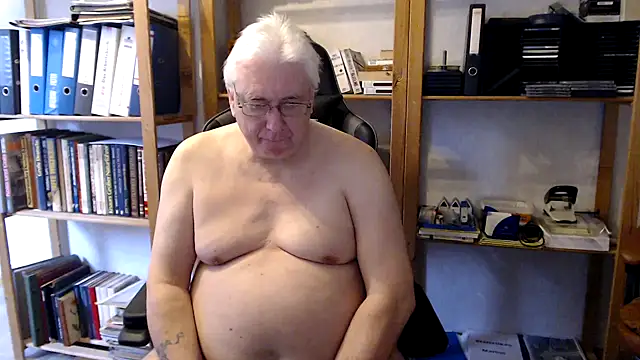 SchwanzhureXXL online show from February 1, 2026, 8:57 am