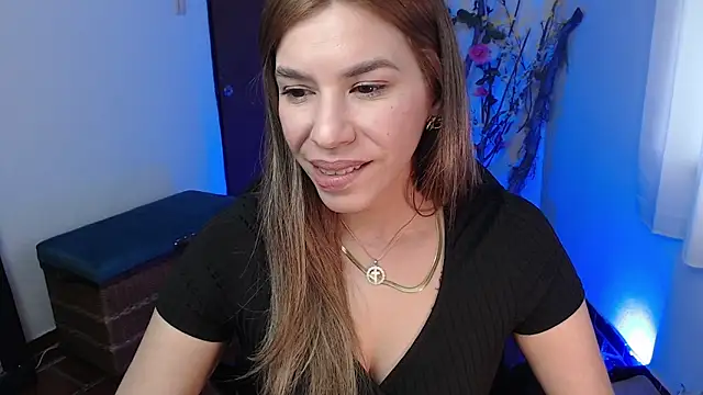 ms sofia x online show from April 16, 2026, 9:39 pm