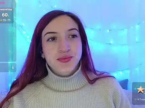 Snapshot of ninaa_fox chatting on May 2, 2026, 2:44 pm ninaa fox online show from May 2, 2026, 2:44 pm