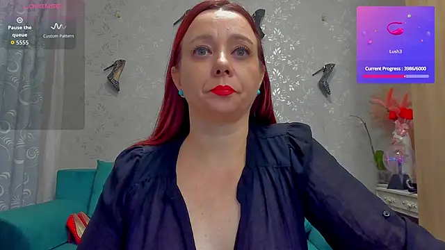 Snapshot of emilianna666 chatting on November 27, 2025, 1:35 pm emilianna666 online show from November 27, 2025, 1:35 pm