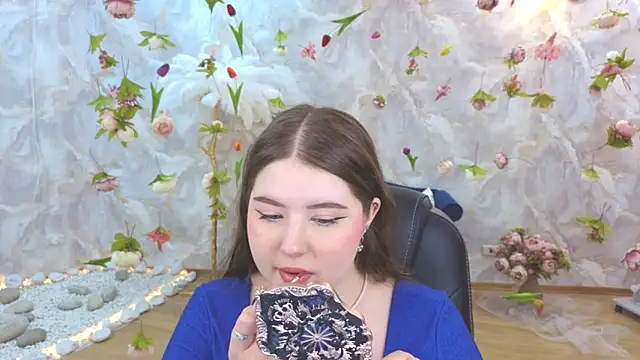 NicoleFoxery online show from June 3, 2026, 3:20 am