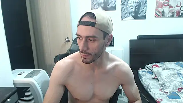 samuelgarcia  online show from December 26, 2024, 7:13 am