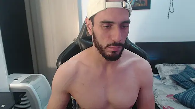 samuelgarcia  online show from March 15, 2025, 8:15 am