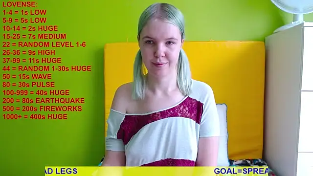 Snapshot of Ultra_Meow chatting on May 20, 2026, 5:46 am Ultra Meow online show from May 20, 2026, 5:46 am