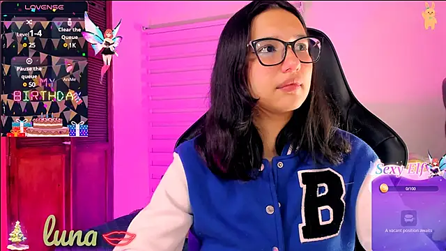 Luniverse online show from January 4, 2025, 11:17 pm