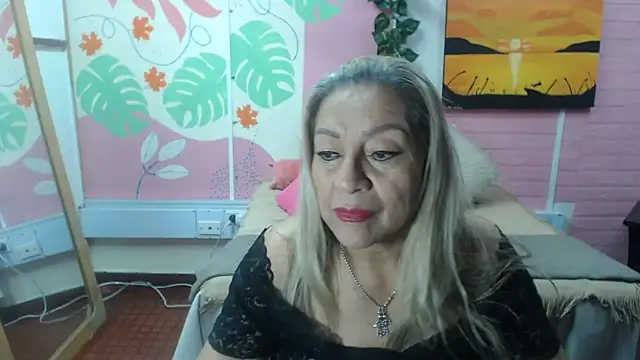 Snapshot of ZAMANTHA chatting on June 15, 2026, 3:47 pm ZAMANTHA online show from June 15, 2026, 3:47 pm