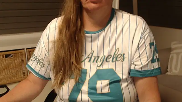 KimMitchelli online show from May 7, 2026, 4:29 am