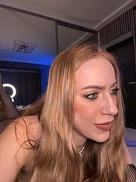 Snapshot of RockQueen_A chatting on February 20, 2026, 5:48 am RockQueen A online show from February 20, 2026, 5:48 am