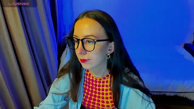 CurlySteph online show from March 10, 2026, 8:58 pm