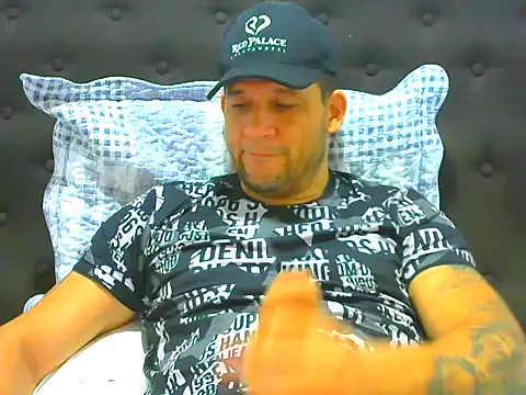 Snapshot of altenori112 chatting on May 28, 2026, 12:41 am altenori112 online show from May 28, 2026, 12:41 am
