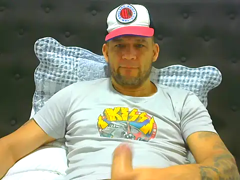 Snapshot of altenori112 chatting on May 29, 2026, 12:25 pm altenori112 online show from May 29, 2026, 12:25 pm