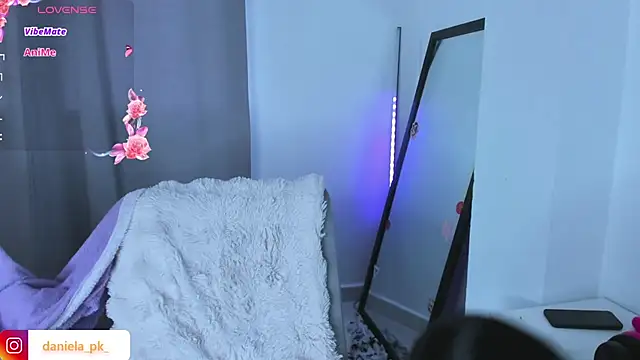 roxy pk  online show from February 3, 2026, 7:30 pm