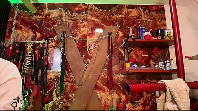 boy n girl online show from March 25, 2026, 9:21 pm