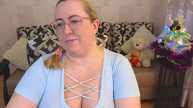 Ginesia online show from December 13, 2024, 1:01 pm