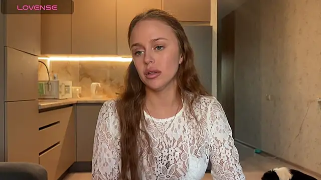 Snapshot of Megan_Nilson chatting on June 7, 2026, 5:38 pm Megan Nilson online show from June 7, 2026, 5:38 pm