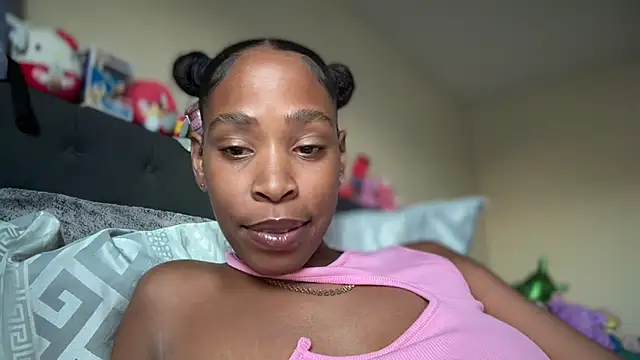 Snapshot of Cum2Charm chatting on May 5, 2026, 2:08 am Cum2Charm online show from May 5, 2026, 2:08 am
