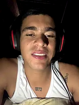 Snapshot of Yordy_xx chatting on September 8, 2025, 10:09 pm Yordy xx online show from September 8, 2025, 10:09 pm