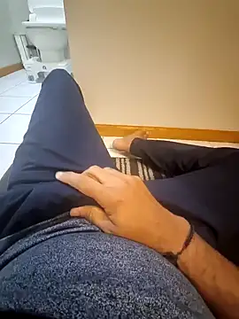 YourPersonall online show from March 8, 2025, 2:51 pm