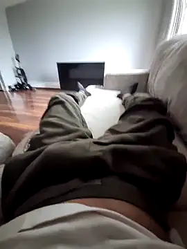 YourPersonall online show from April 4, 2026, 5:10 pm